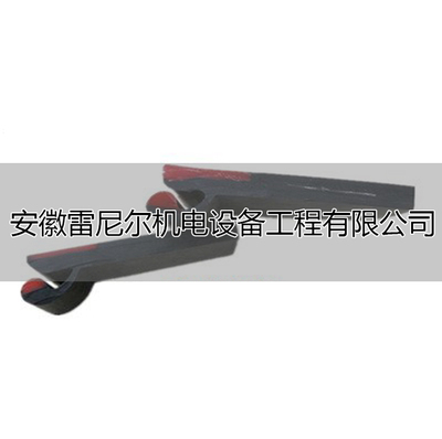 防溢裙板